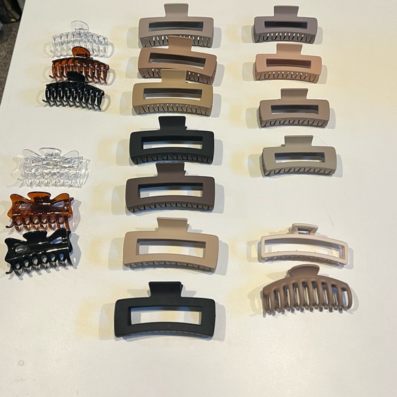 various Accessories - Bundle of Multi-Color Hair Claw Clips